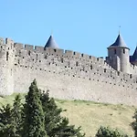 Maison Bacou Cite 1 *