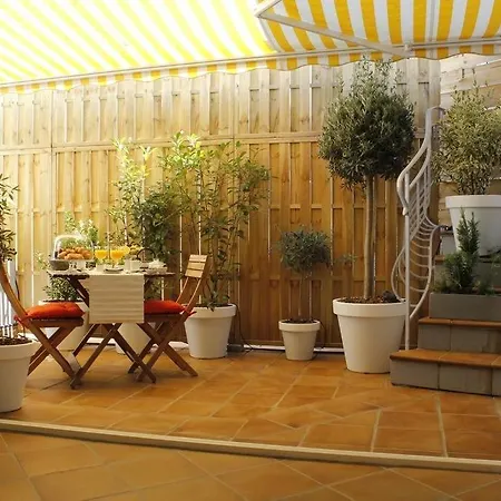 Maison Bacou Cité 1 *