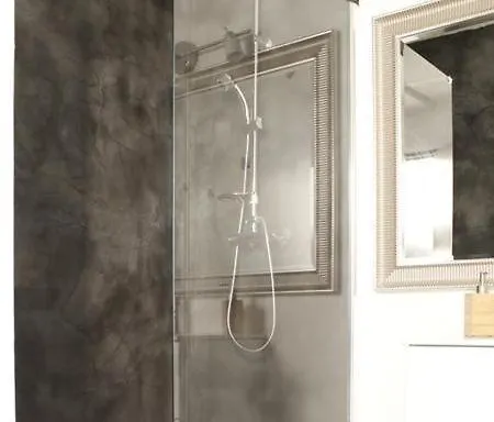 Appartement Maison Bacou N1 *