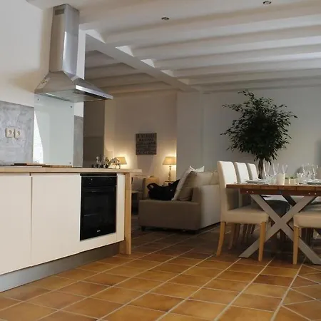 Maison Bacou N1